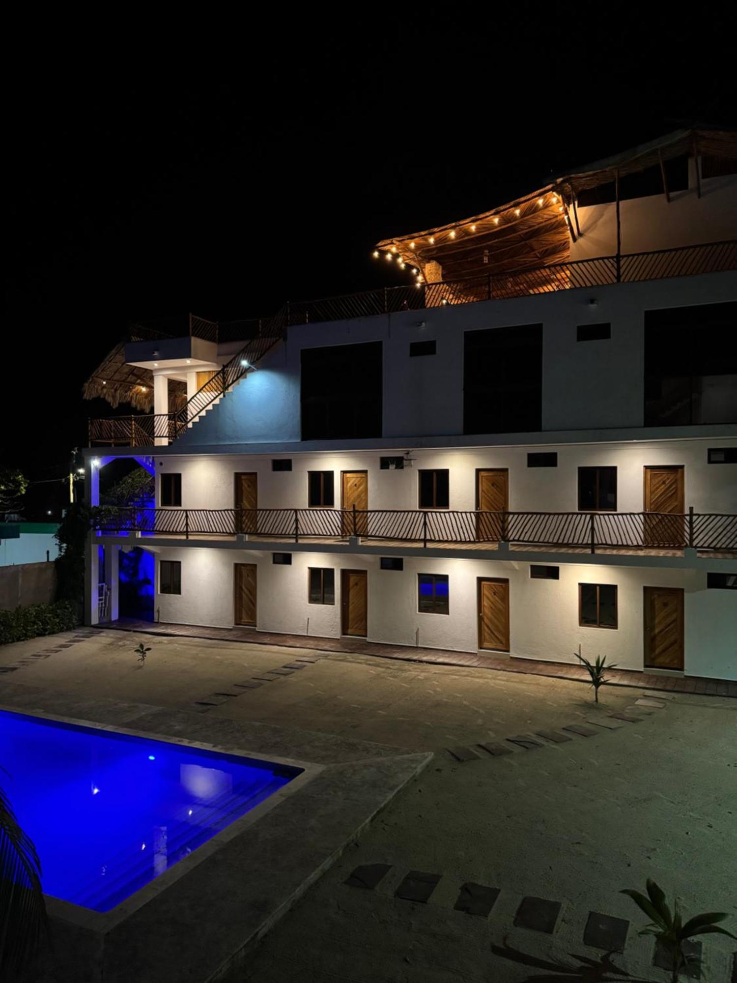 Mexhe Hotel Эль-Куйо Экстерьер фото
